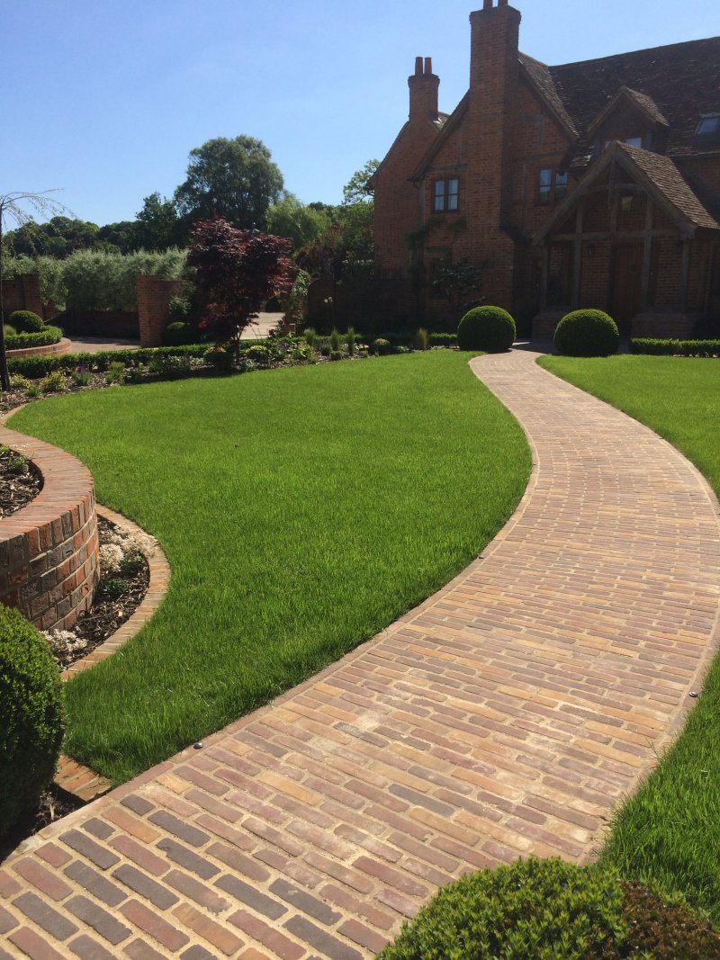 Private Garden Oxfordshire 6