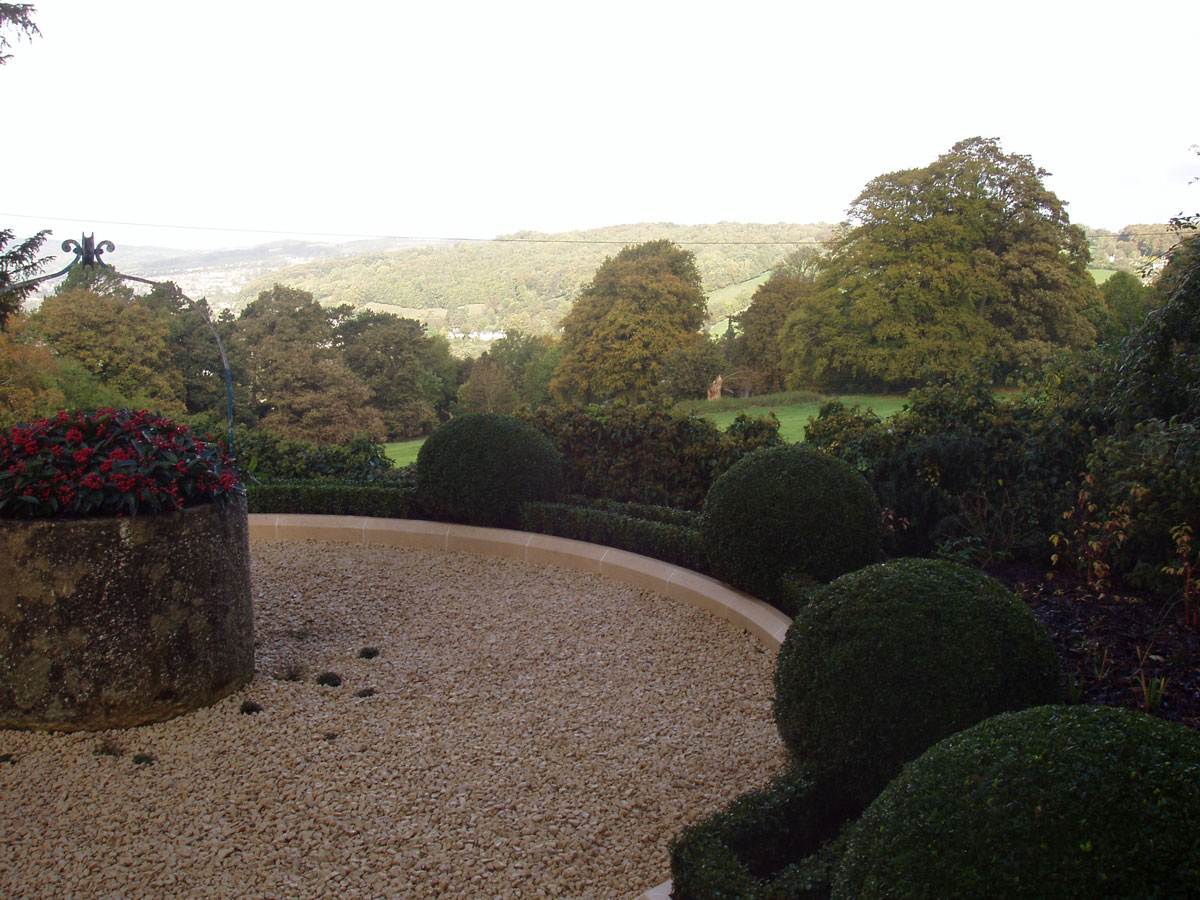 Sienna Earth Project, Private Garden, Cotswolds 5